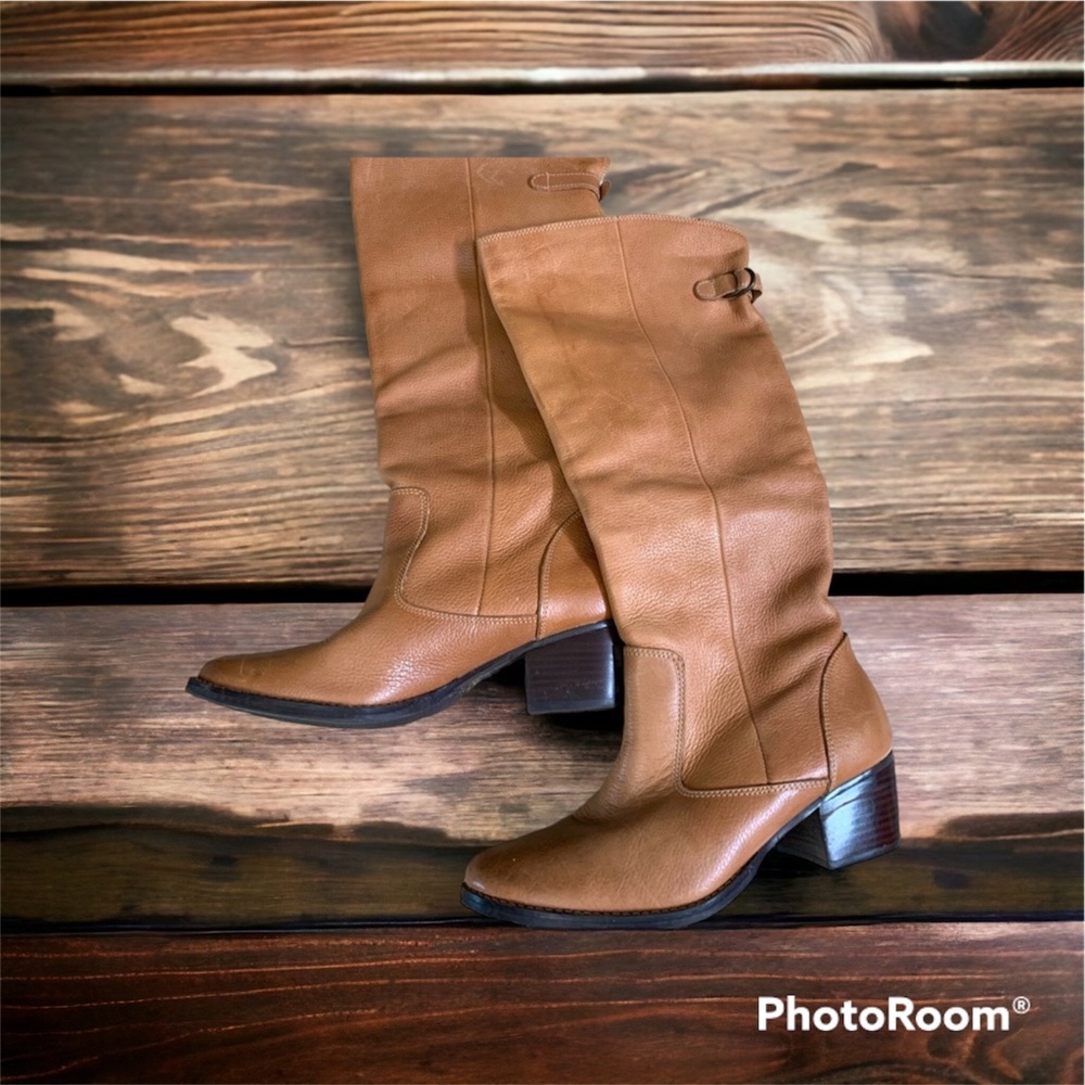 Women’s Leather riding boot sz 8